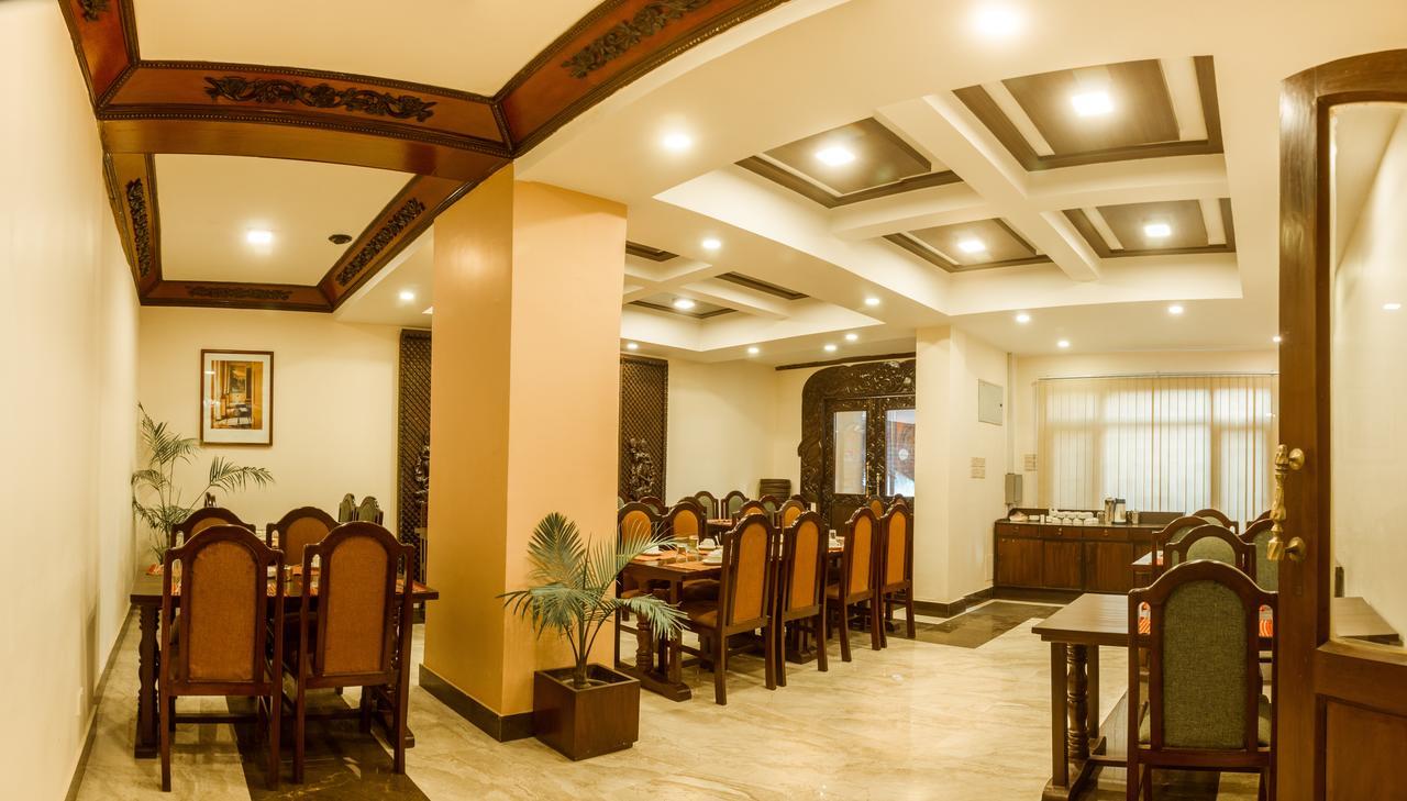 Little Nepal Inn Катманду Екстериор снимка