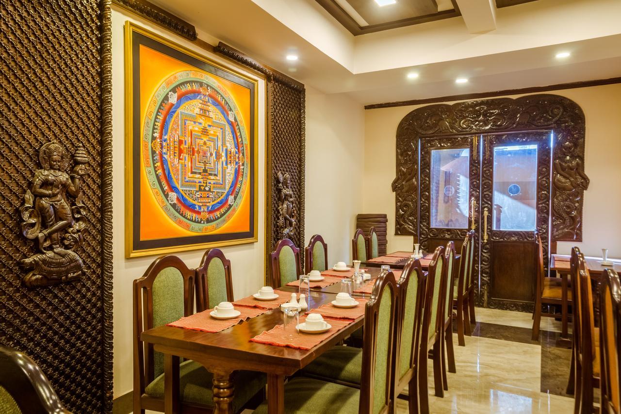 Little Nepal Inn Катманду Екстериор снимка