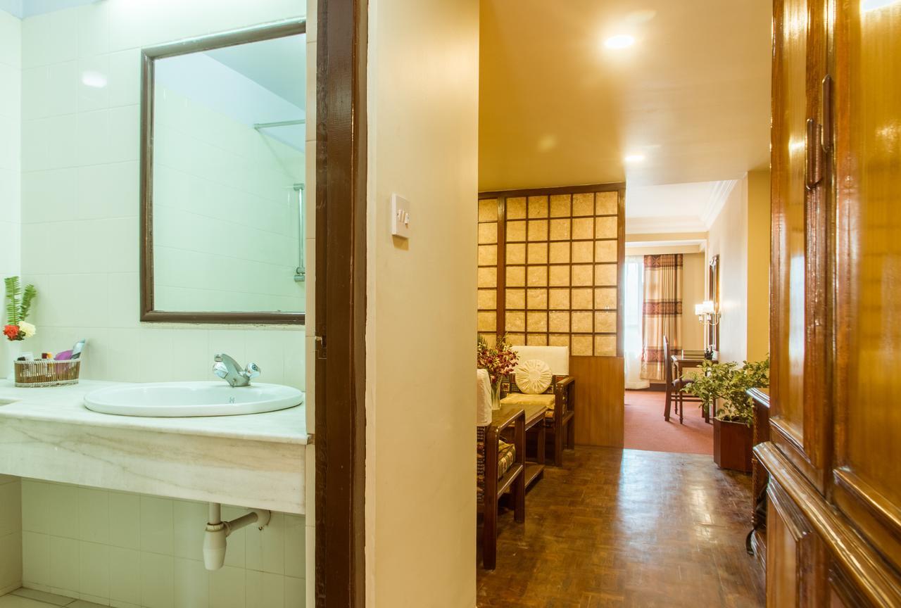 Little Nepal Inn Катманду Екстериор снимка