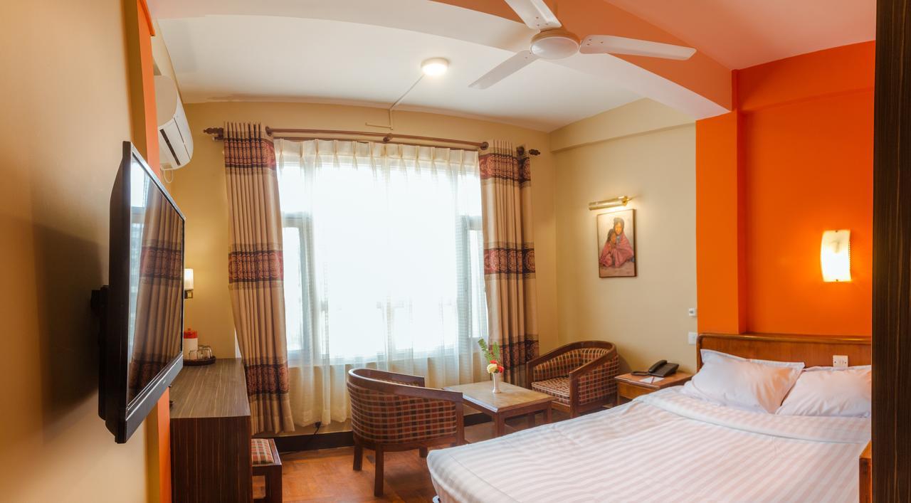 Little Nepal Inn Катманду Екстериор снимка